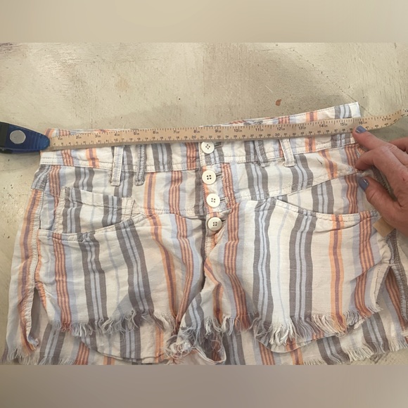 Free People linen shorts - Picture 4 of 7